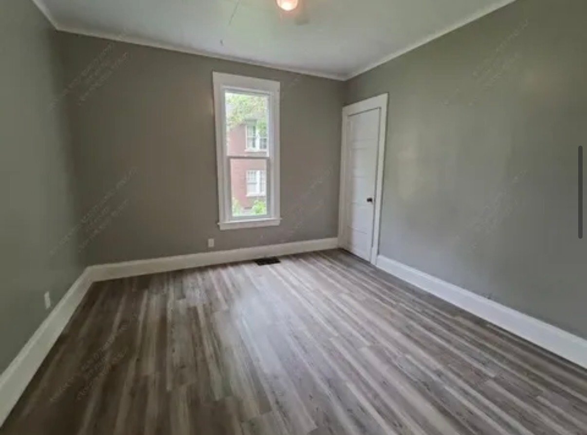 Building Photo - 1623 4th Ave