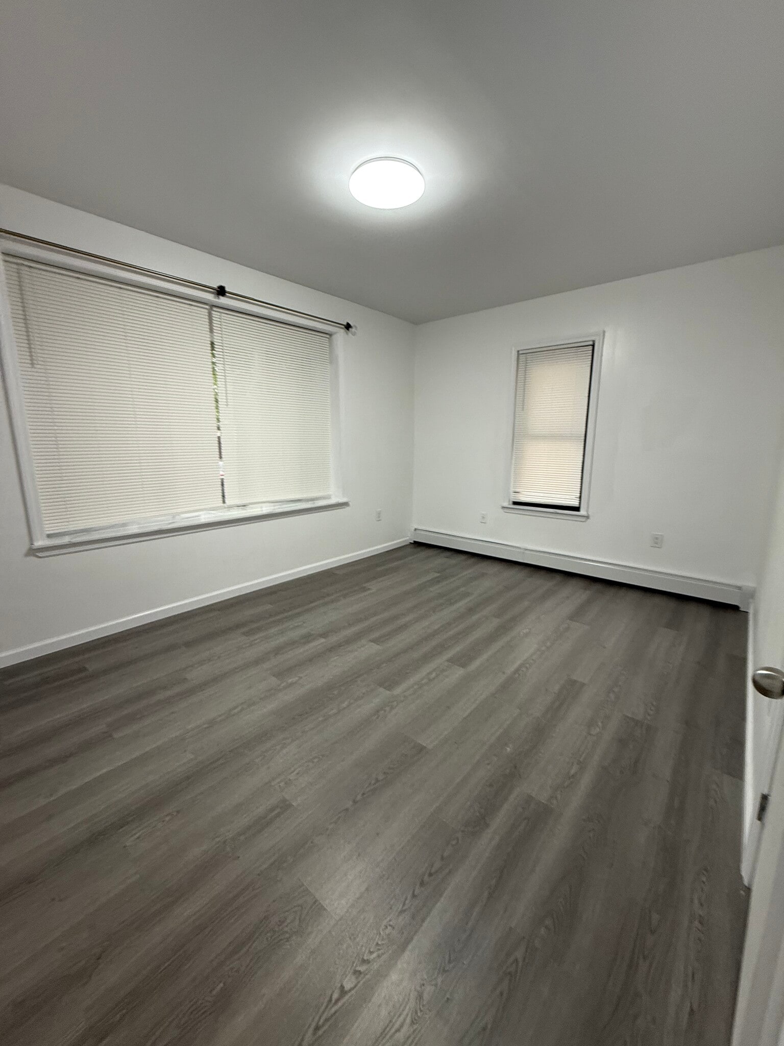 Building Photo - 55 Highlawn Ave