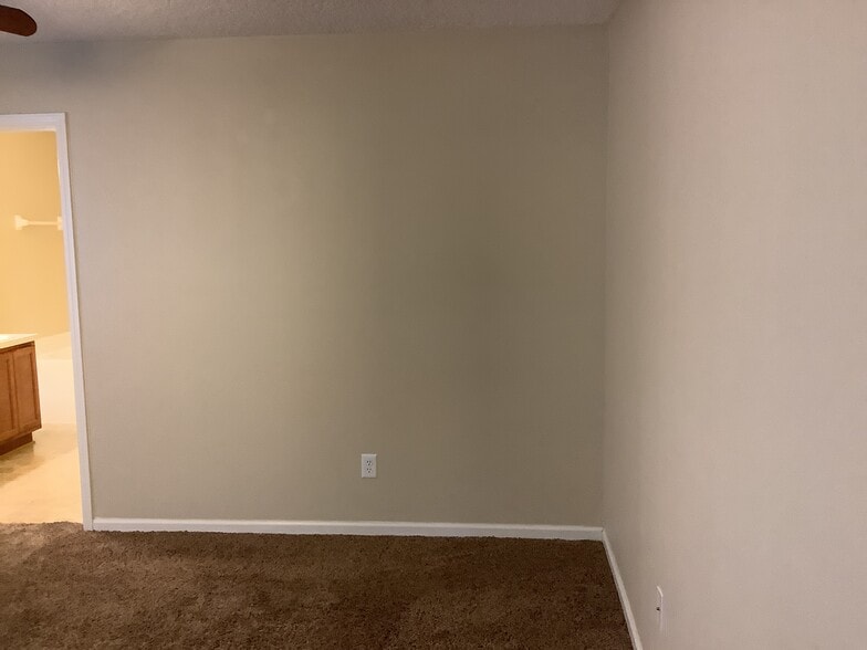 Building Photo - 117 Marisco Way