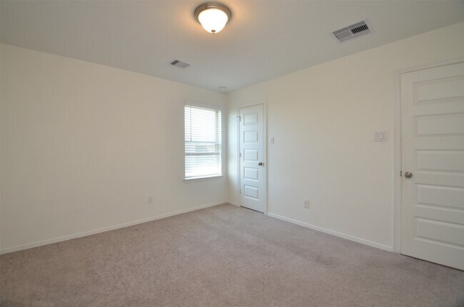 Building Photo - 5602 Tabula Rasa Dr
