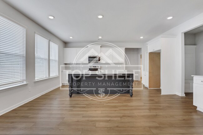 Building Photo - 2256 Cadenza Cir