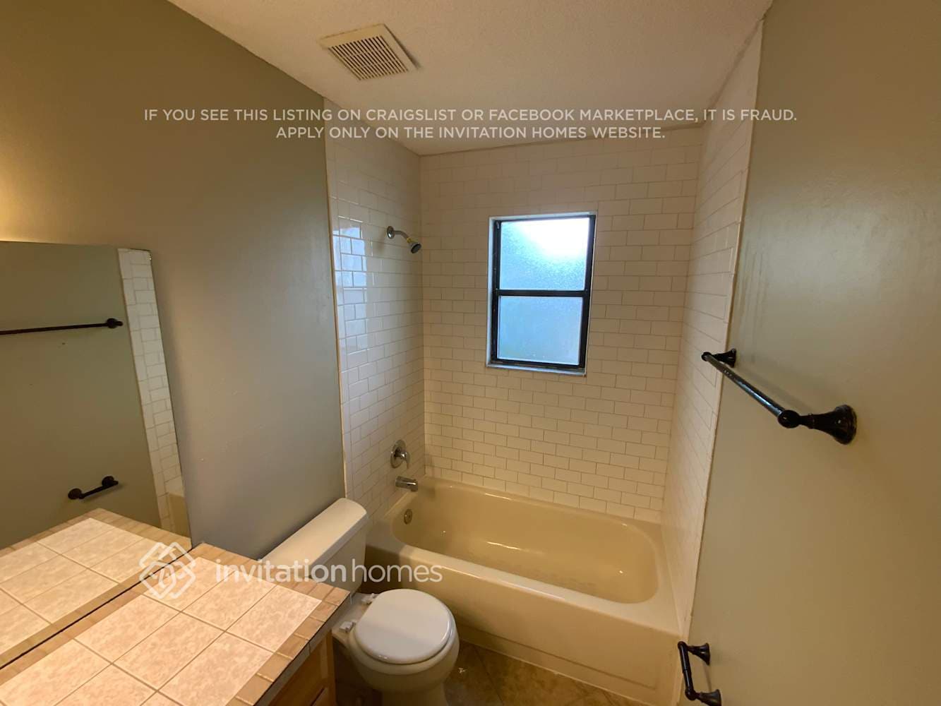 Building Photo - 1810 Farm Way