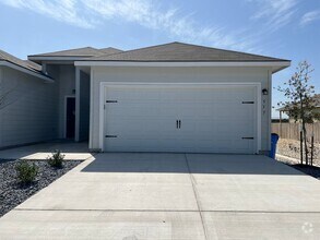 Building Photo - Luxury duplex in Seguin!