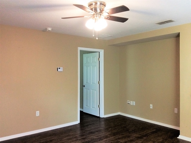 Building Photo - 1733 Strathmore Cir