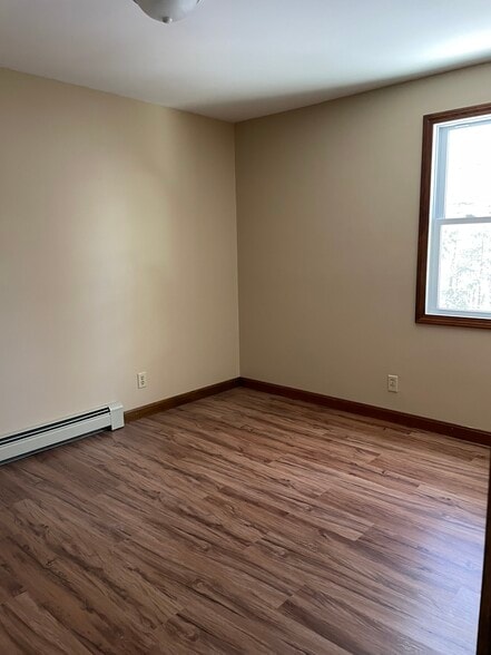 Building Photo - 1589 Walnut Hill Rd