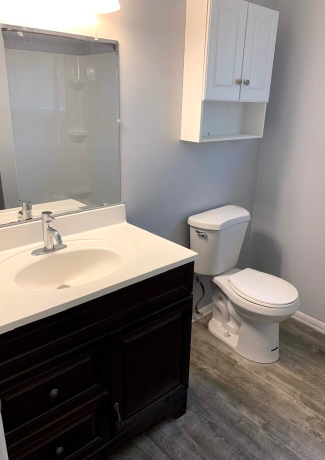 Building Photo - 2620B Auburn Ct