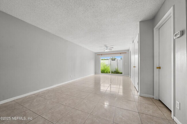 Building Photo - 303 Kettering Terrace