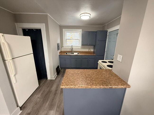 Building Photo - 3715 Bowser Ave