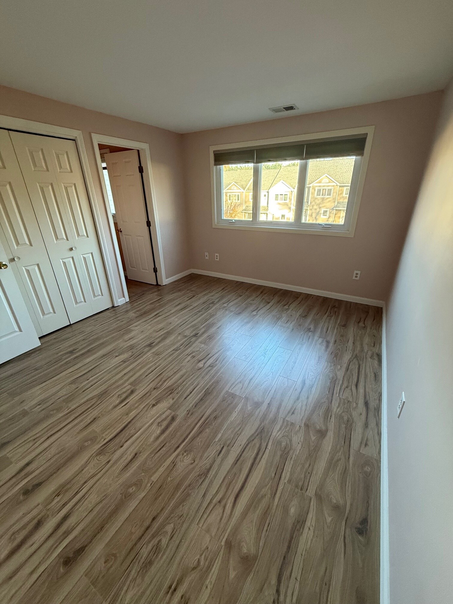 Second Bedroom-2 - 76 Oak Ridge Dr