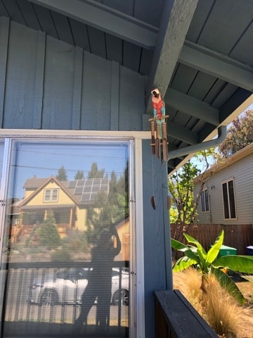 The Parrot House. - 4808 SE Salmon St