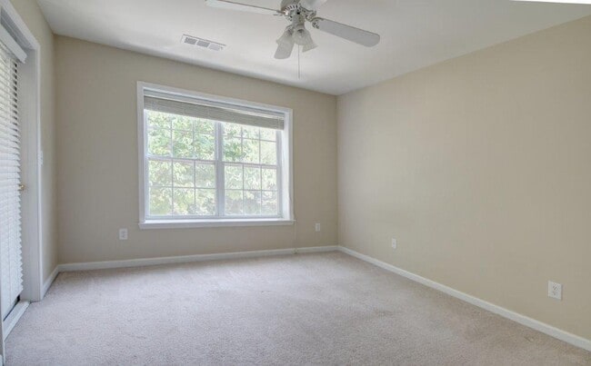 Building Photo - 453 Grayson Way