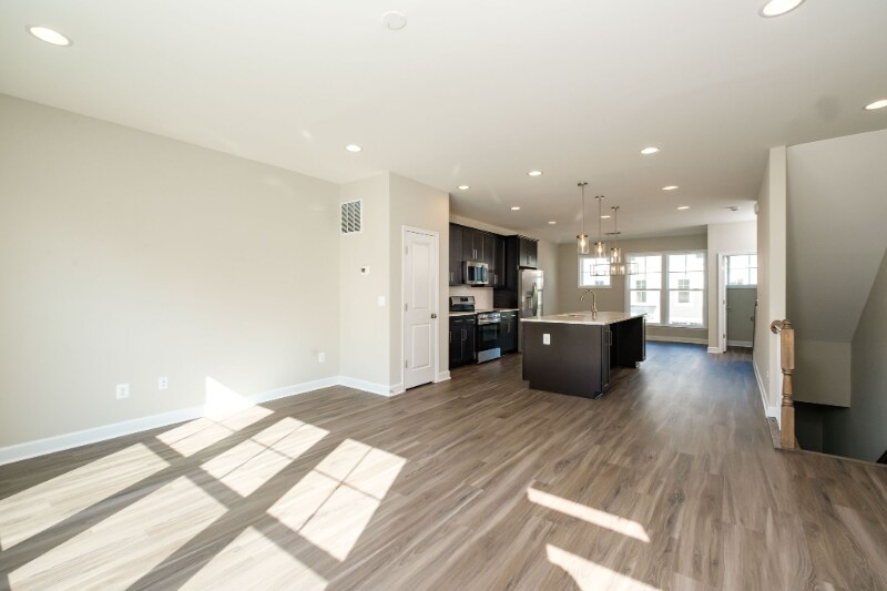 Building Photo - 3487 Monterey Dr