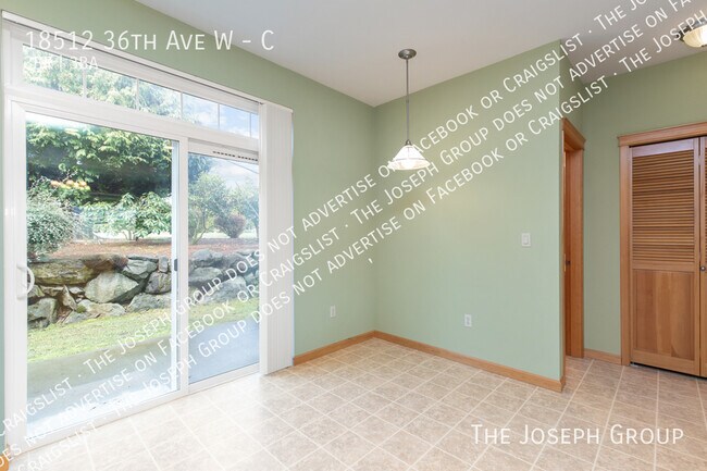 Building Photo - 18512 36th Ave W