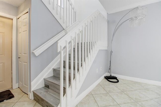 Building Photo - 8544 NW 140th Terrace