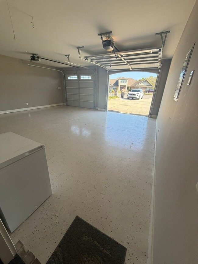 Building Photo - Maddison Subdivision