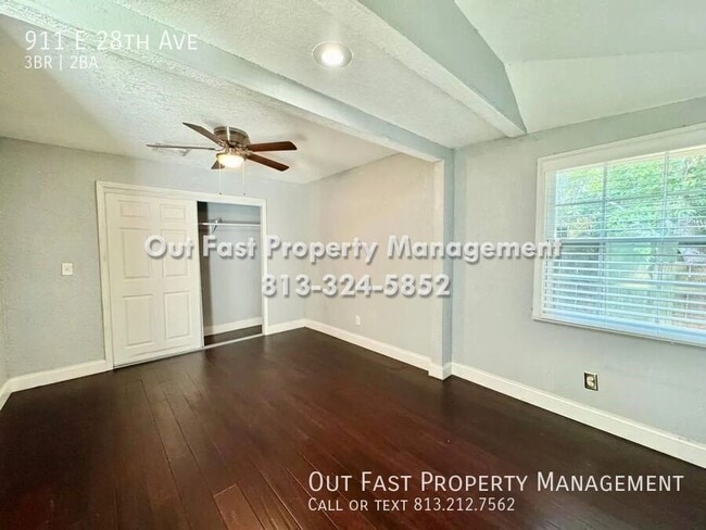 Building Photo - 911 E 28th Ave