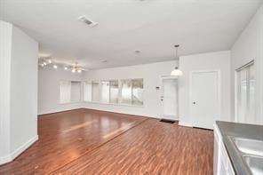 Building Photo - 15963 S Alley Ct