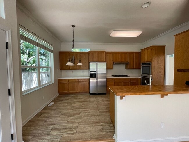 Building Photo - 2148 Falcon Ridge Dr
