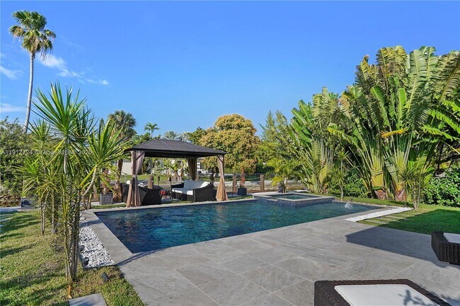 Building Photo - 1625 Daytonia Rd