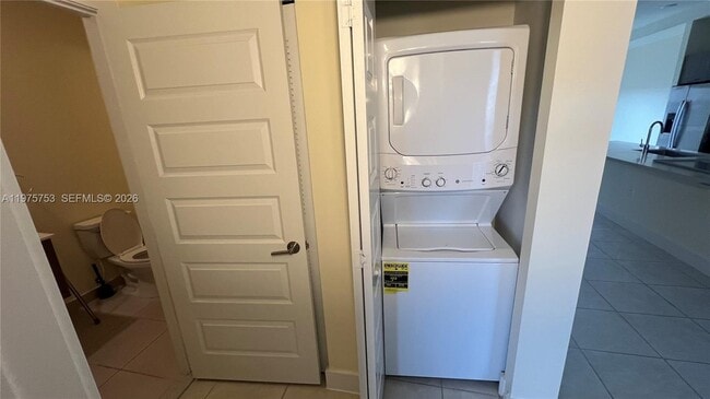 Building Photo - 7915 NW 104th Ave