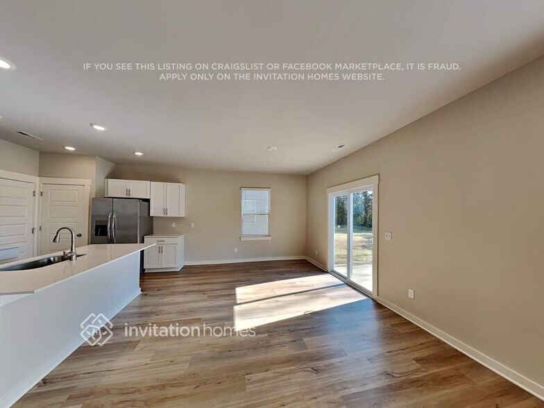 Building Photo - 1013 Baltusrol Ln