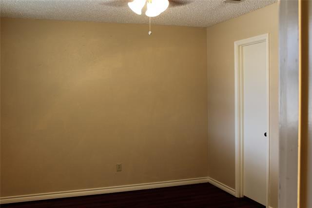 Building Photo - 925 Bluebird Dr