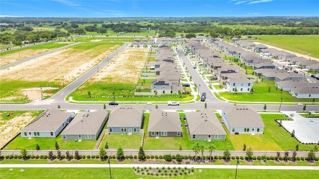 Building Photo - 2526 Aveeno Ave