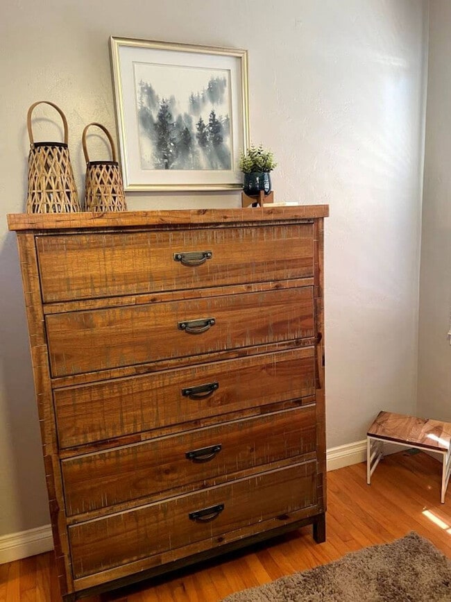 Building Photo - 7221 Vassar Ave