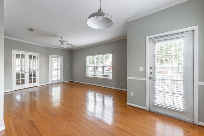 Building Photo - 4102 Regency Ct