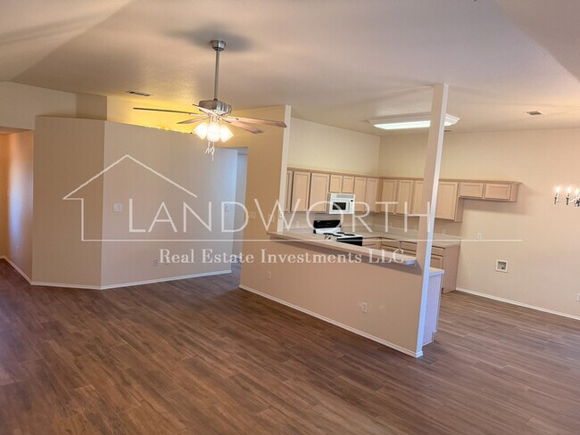 Building Photo - 9617 Olivia Dr