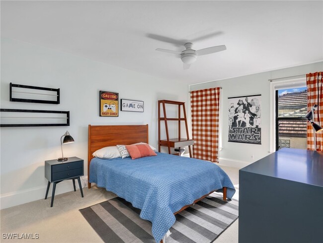 Building Photo - 188 Columbus Way