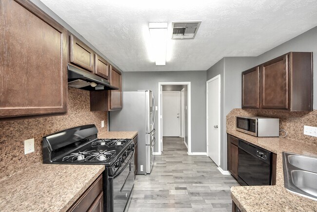 Building Photo - 9219 Dewberry Blossom Ln