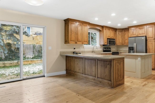 Building Photo - 1630 Plata Way