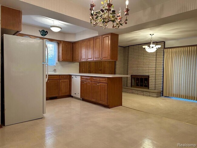 Building Photo - 4211 Gunther Dr