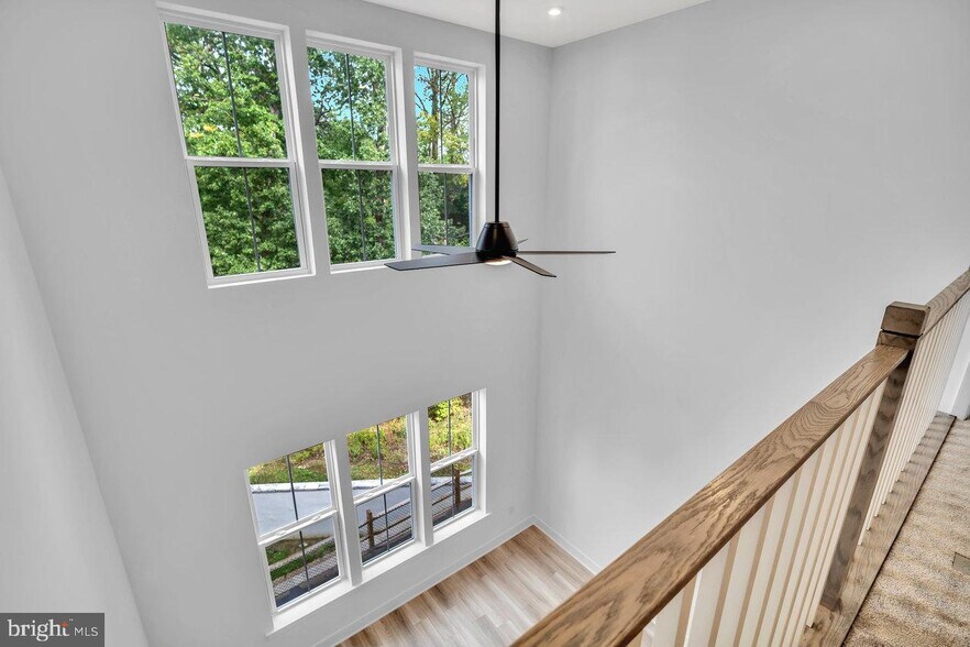 Building Photo - 10208 Donatello Dr