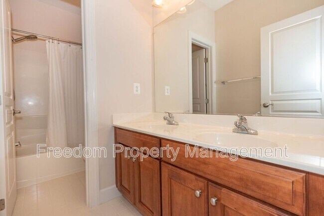 Building Photo - 10774 Monocacy Way