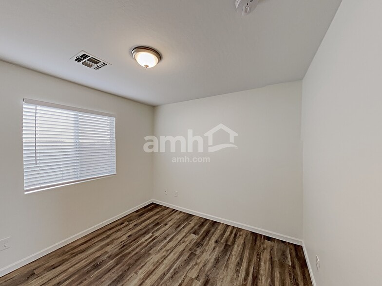 Building Photo - 22972 W Gardenia Dr