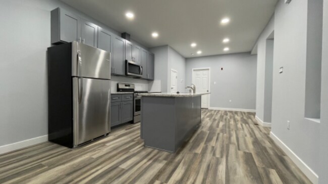 Building Photo - 7953 Burholme Ave