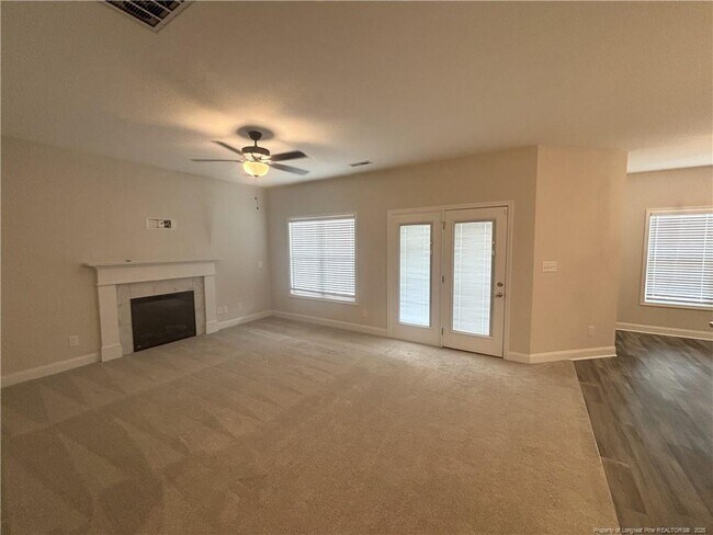 Building Photo - 171 Coastal Ln