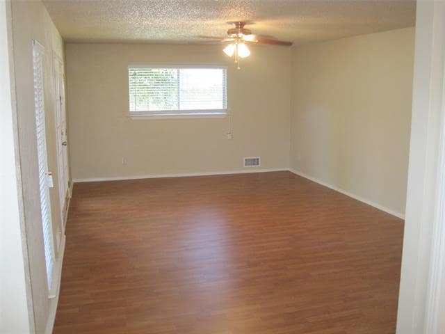 Building Photo - 6117 Rincon Way