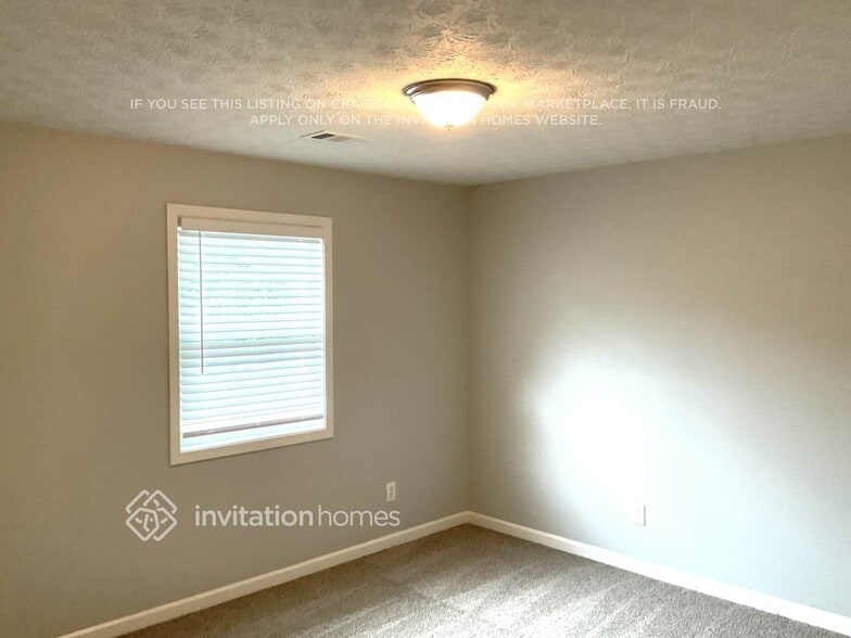 Building Photo - 3795 Cherokee Overlook Dr