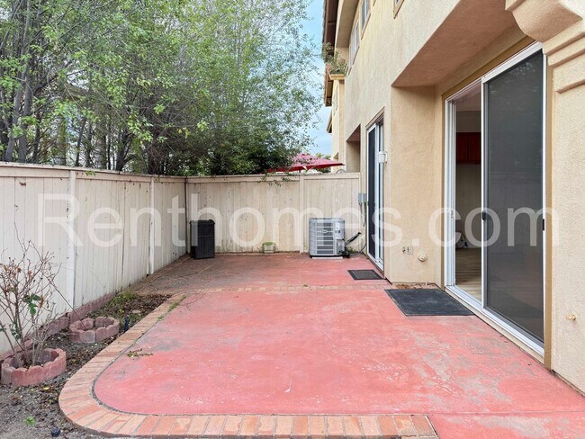 Building Photo - 12710 Via Nieve
