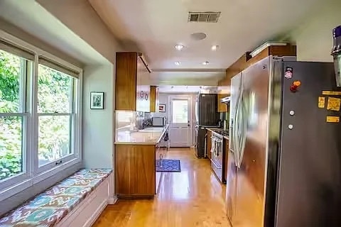 Building Photo - 2597 Dearborn Dr