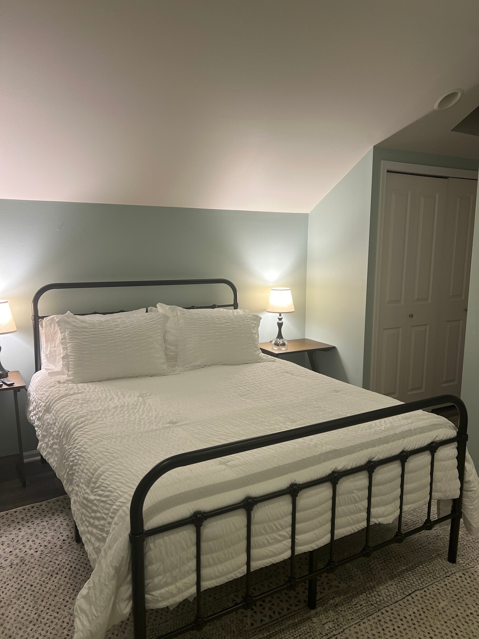 Master Bedroom - 4135 Chilberg Ave SW