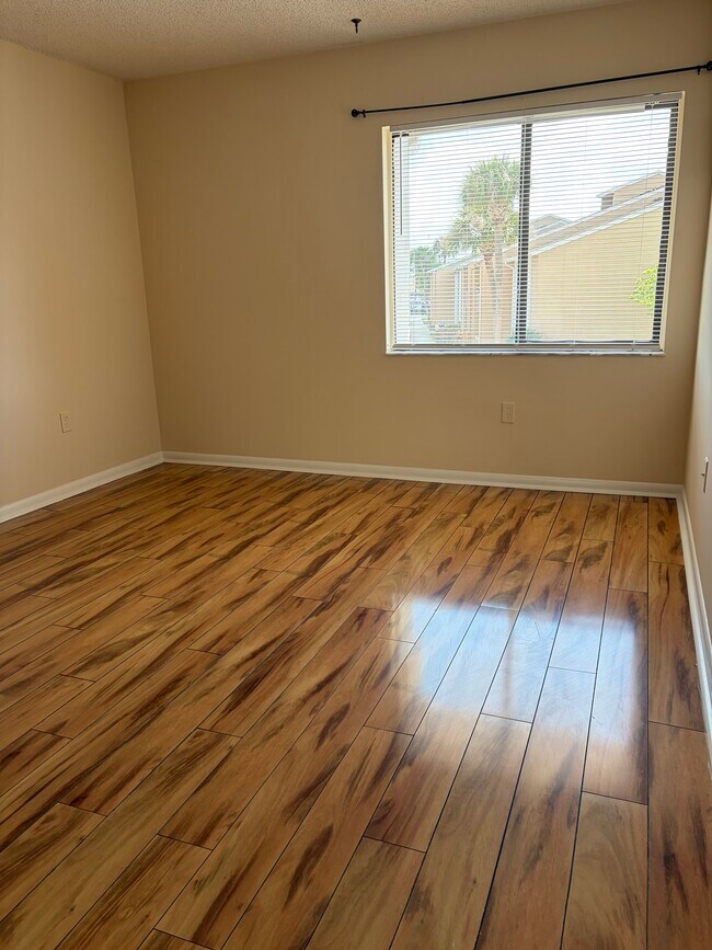 Building Photo - Tamrind Condominium