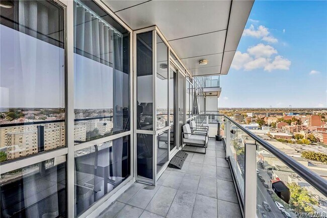 Building Photo - 33-66 Farrington St