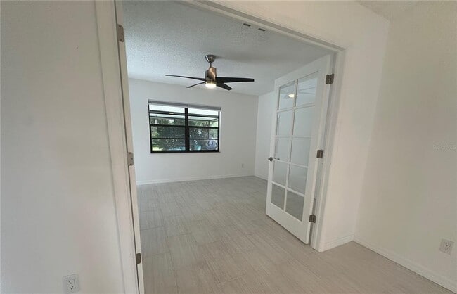 Building Photo - 8618 Woodbridge Dr