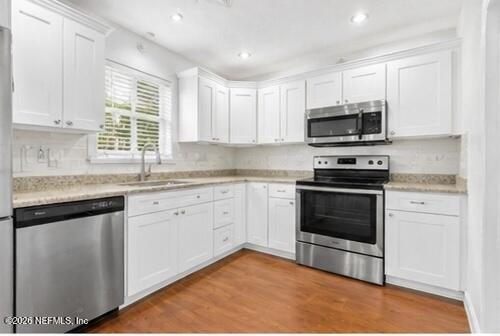 Building Photo - 7403 NW 94th Way
