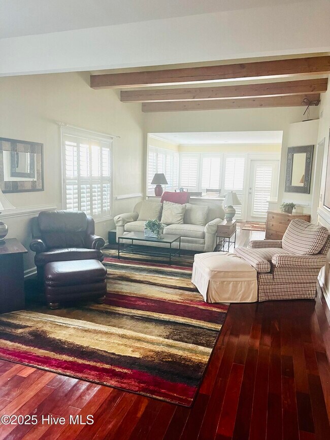 Building Photo - 609 Sloop Pointe Ln