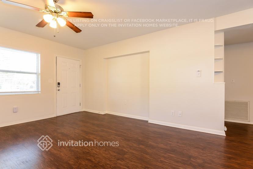 Building Photo - 55 Melrose Dr